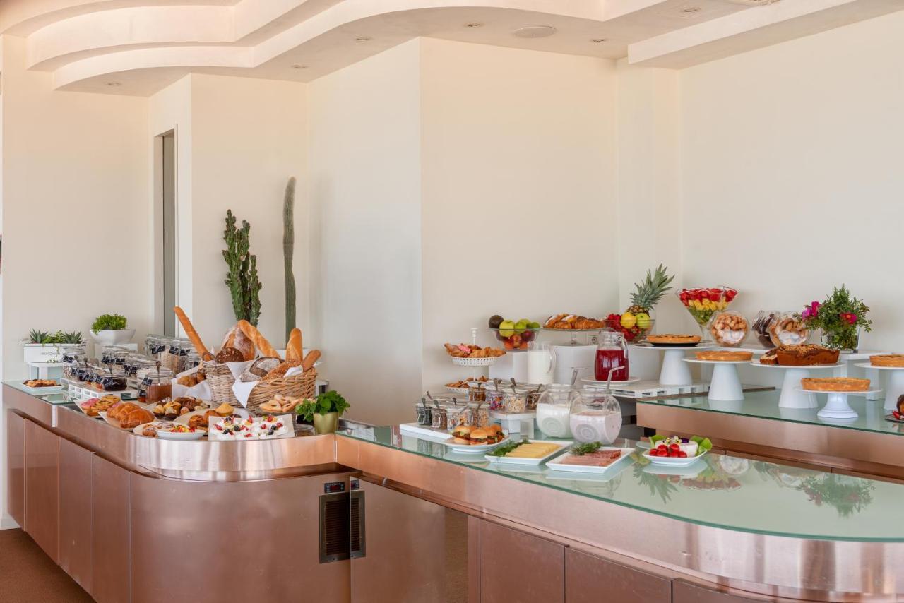 Hotel Commodore Riccione Ngoại thất bức ảnh