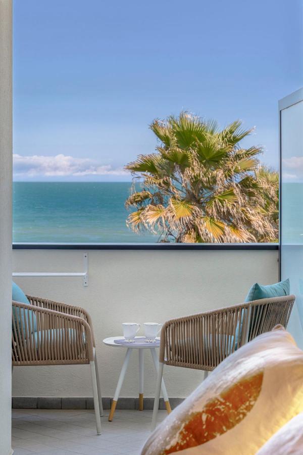 Hotel Commodore Riccione Ngoại thất bức ảnh